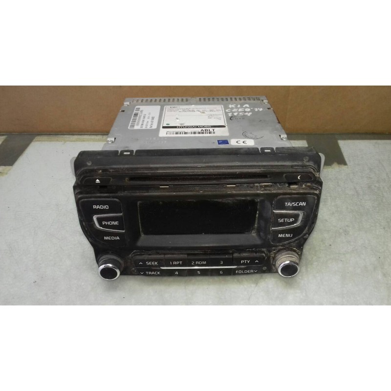 Recambio de sistema audio / radio cd para kia cee´d drive referencia OEM IAM AC110A2EE 96170A2100WK 10R035836