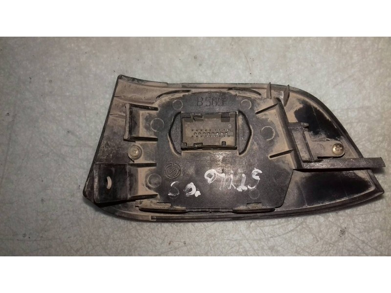 Recambio de mando luces para fiat stilo (192) 1.4 16v feel (04.2006) referencia OEM IAM B569  