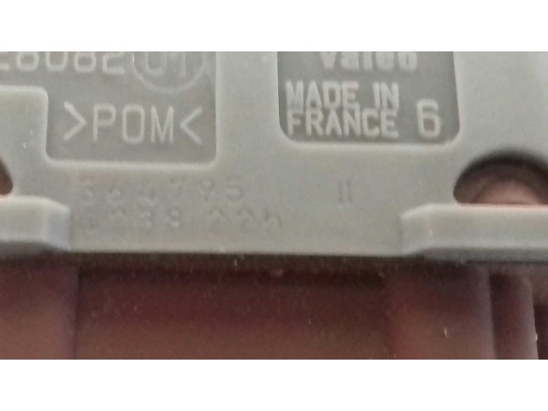 Recambio de interruptor para renault scenic ii confort authentique referencia OEM IAM 2808201 364795 CIERRE