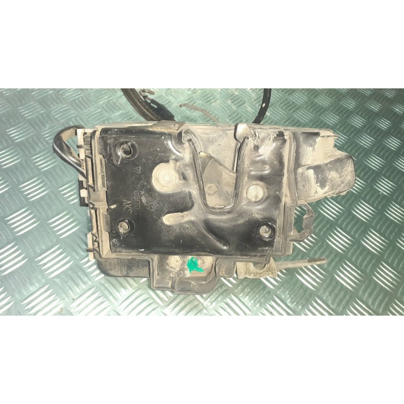 Recambio de cerradura puerta delantera derecha para seat cordoba berlina (6k2) signo referencia OEM IAM 2SBGK4837016D  