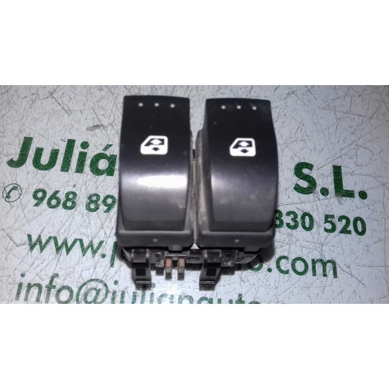 Recambio de mando elevalunas delantero izquierdo para renault megane ii classic berlina dynamique referencia OEM IAM 315050B 5+5