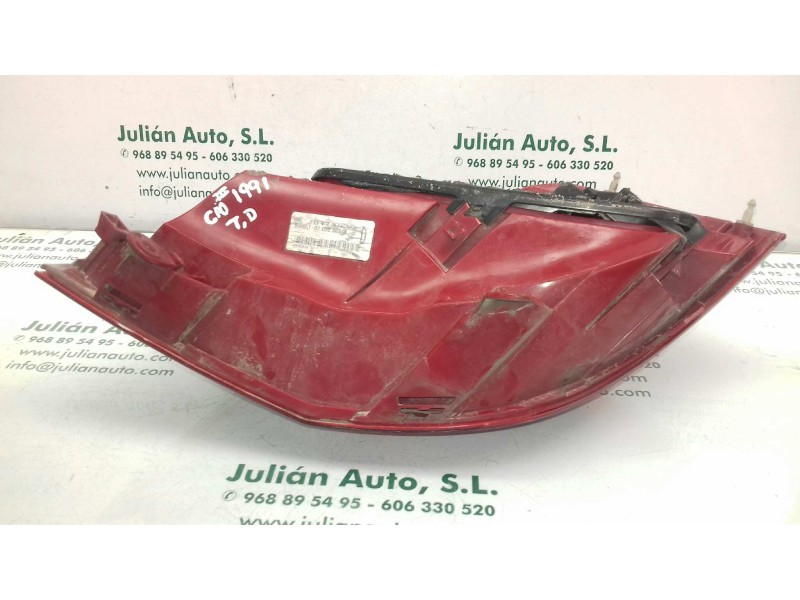 Recambio de piloto trasero derecho para renault clio iii exception 2 referencia OEM IAM 8200886946  