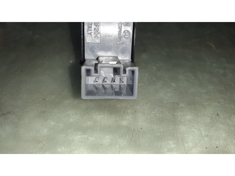 Recambio de mando elevalunas trasero derecho para seat ibiza (6j5) sport referencia OEM IAM 7L69598558  