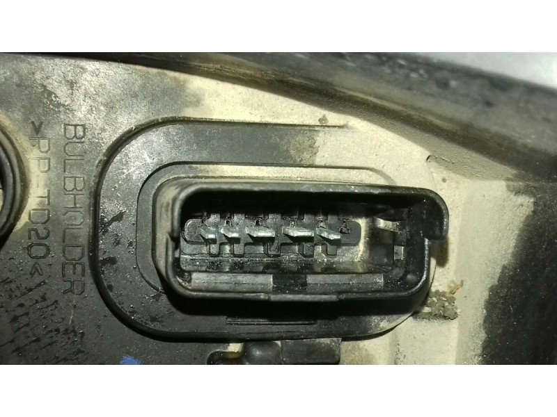 Recambio de piloto trasero derecho para renault clio iii exception 2 referencia OEM IAM 8200886946  