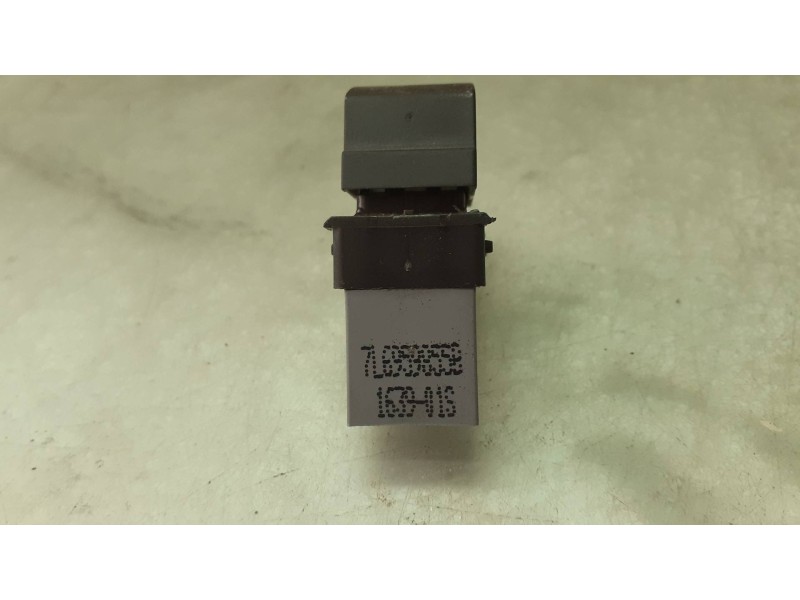 Recambio de mando elevalunas trasero derecho para seat ibiza (6j5) sport referencia OEM IAM 7L69598558  