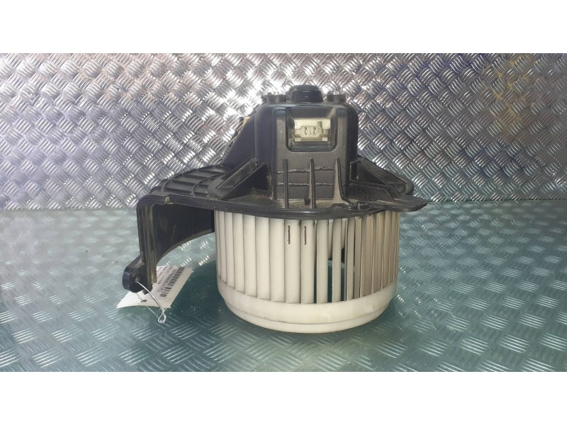 Recambio de ventilador calefaccion para renault kangoo dynamique referencia OEM IAM 5F2130000 5F2130100 DENSO