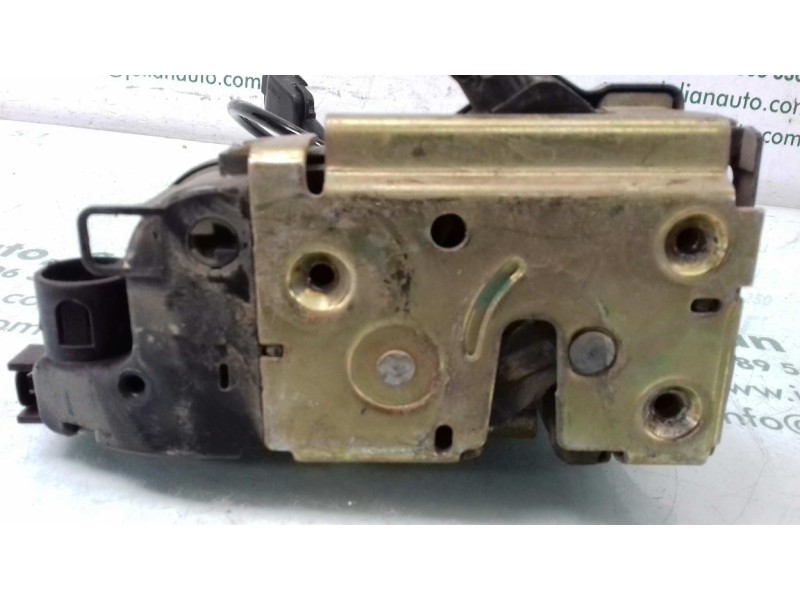 Recambio de cerradura puerta delantera derecha para renault megane ii classic berlina dynamique referencia OEM IAM   4 PINES