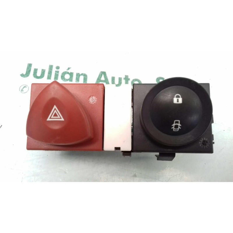 Recambio de warning para renault megane ii classic berlina dynamique referencia OEM IAM 8200407415 88040009 CIERRE PUERTAS