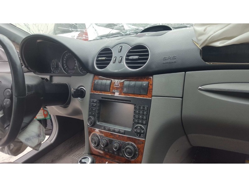 mercedes-benz clase clk (w209) coupe del año 2005