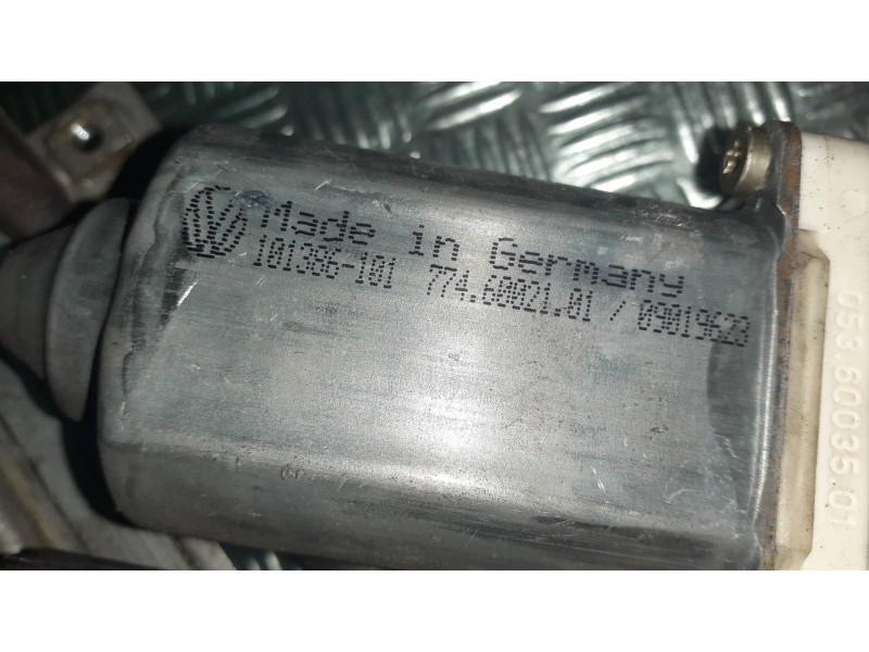 Recambio de elevalunas delantero derecho para volkswagen golf iv berlina (1j1) conceptline 4motion referencia OEM IAM 7746002101