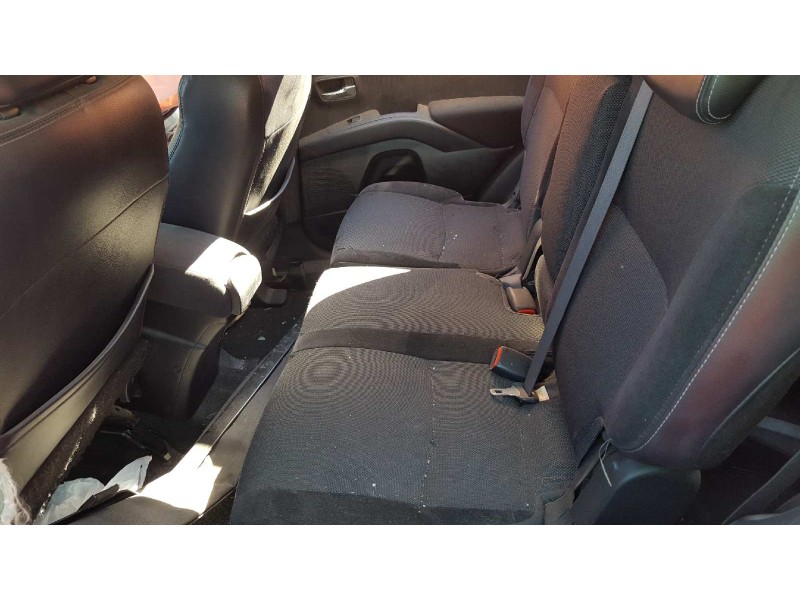 peugeot 4007 del año 2010