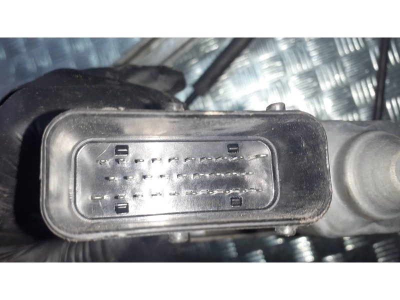 Recambio de elevalunas delantero derecho para volkswagen golf iv berlina (1j1) conceptline 4motion referencia OEM IAM 7746002101