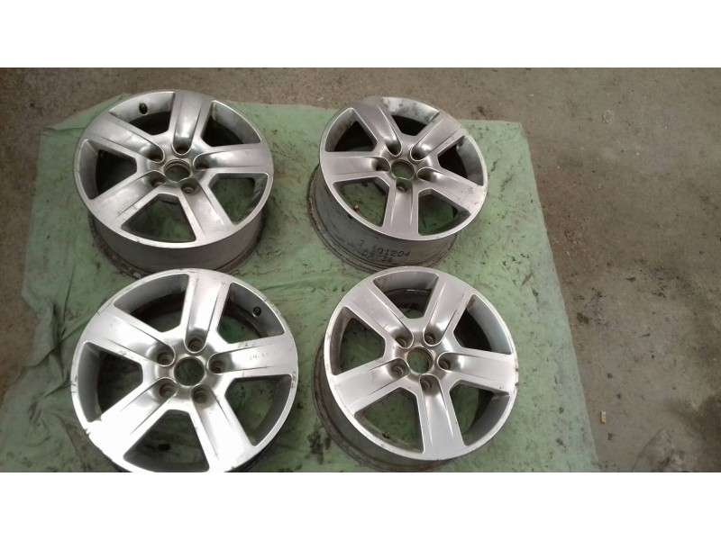 Recambio de juego llantas para audi a4 berlina (8e) 2.5 tdi (120kw) referencia OEM IAM 8E0601025 7JX16H2 ET42
