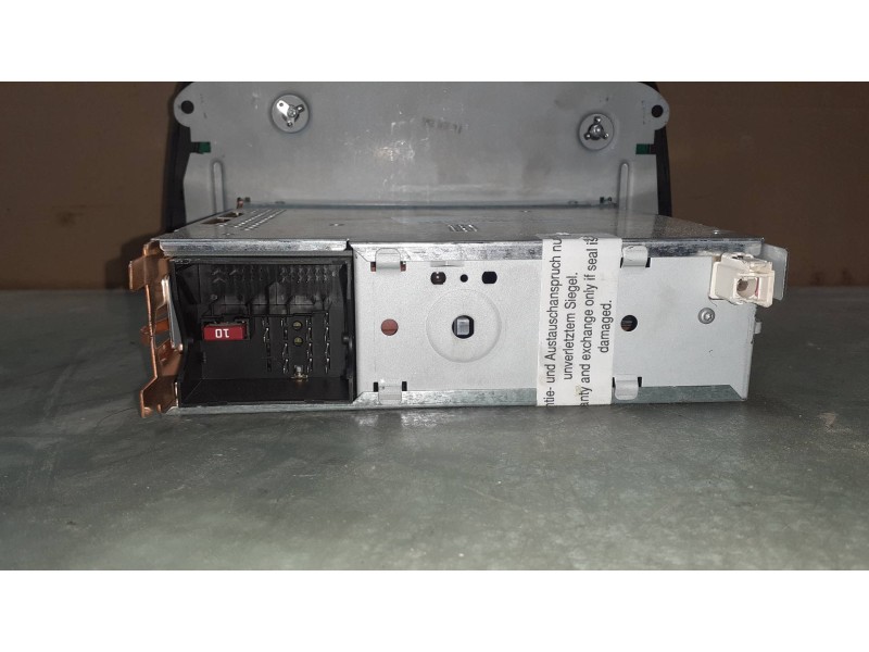 Recambio de sistema audio / radio cd para seat ibiza (6j5) sport referencia OEM IAM 6J0035153  
