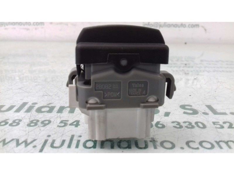 Recambio de interruptor para renault megane ii classic berlina dynamique referencia OEM IAM 424264 28082 CONTRL VELOCIDAD