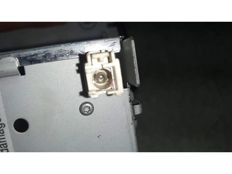 Recambio de sistema audio / radio cd para seat ibiza (6j5) sport referencia OEM IAM 6J0035153  