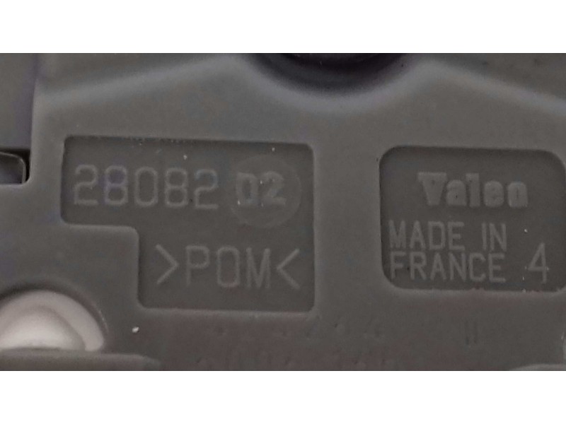 Recambio de interruptor para renault megane ii classic berlina dynamique referencia OEM IAM 424264 28082 CONTRL VELOCIDAD