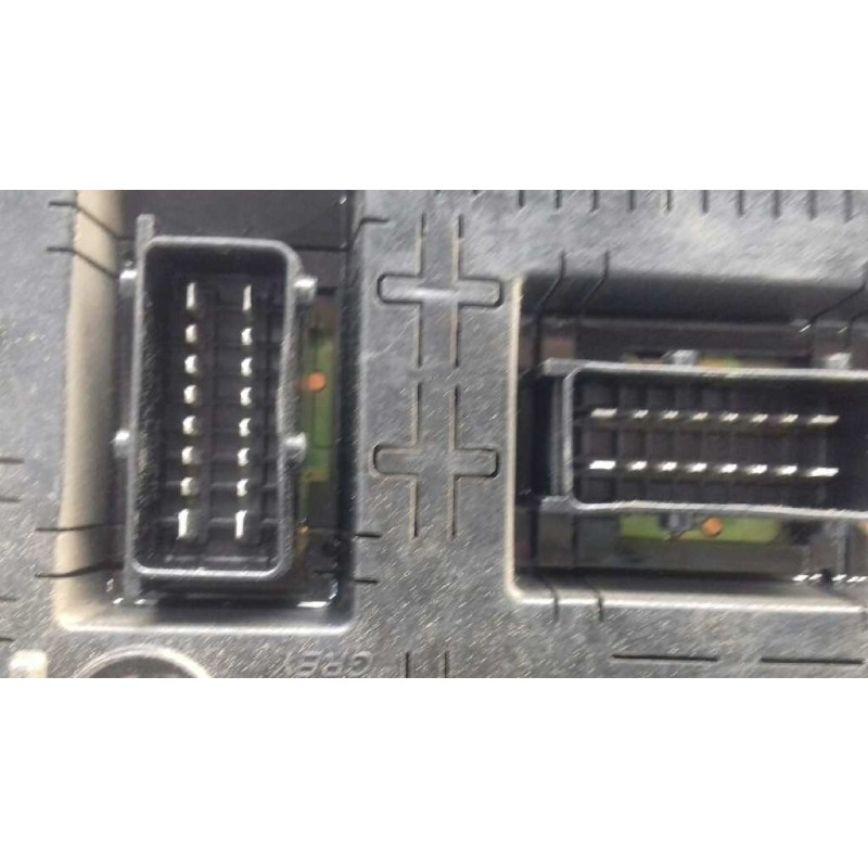 Recambio de centralita motor uce para citroen c4 berlina collection referencia OEM IAM 9661204380 0281012985 KIT - BOSCH