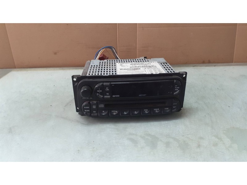 Recambio de sistema audio / radio cd para chrysler voyager (rg) 2.5 crd executive referencia OEM IAM P05091610AD  