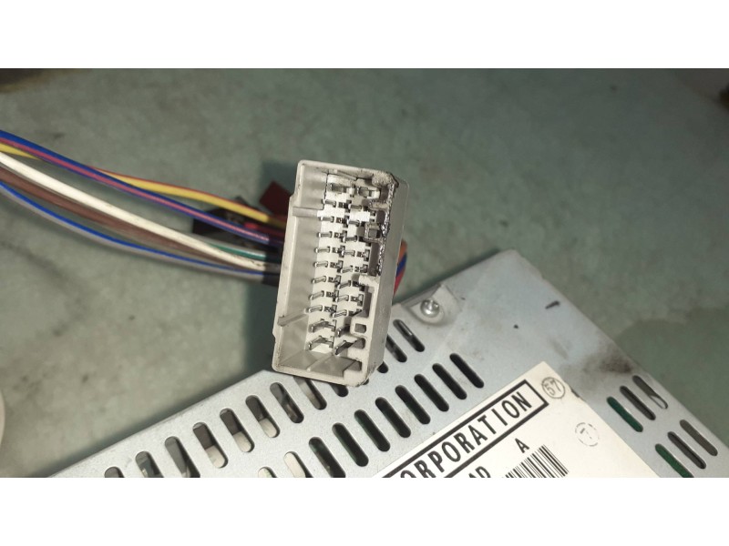 Recambio de sistema audio / radio cd para chrysler voyager (rg) 2.5 crd executive referencia OEM IAM P05091610AD  