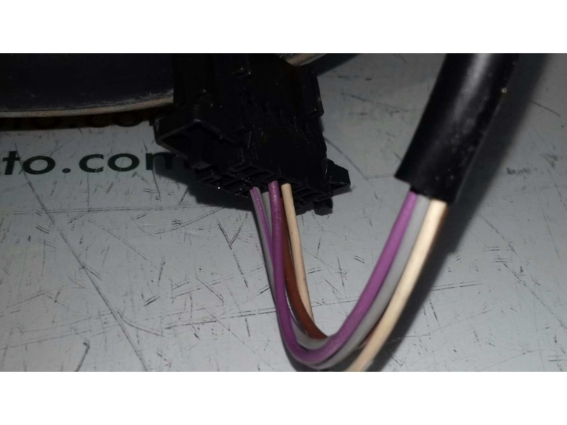 Recambio de retrovisor derecho para volkswagen passat berlina (3b2) comfortline referencia OEM IAM 3B0857934  ELECTRICO