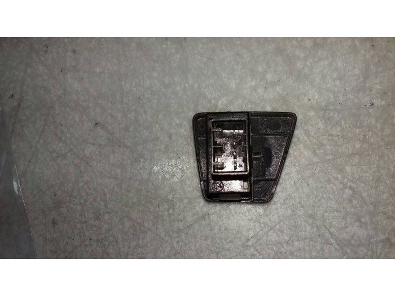 Recambio de mando elevalunas delantero izquierdo para fiat panda (169) 1.2 8v dynamic referencia OEM IAM 28767 7166A 