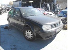 volkswagen golf iv berlina (1j1) del año 2002 2