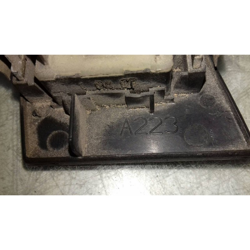 Recambio de mando elevalunas delantero derecho para alfa romeo 145 1.4 t.spark referencia OEM IAM 153050000 A223 