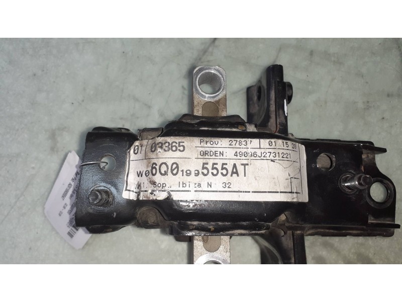 Recambio de soporte motor izquierdo para seat ibiza (6j5) sport referencia OEM IAM 6Q0199555AT  