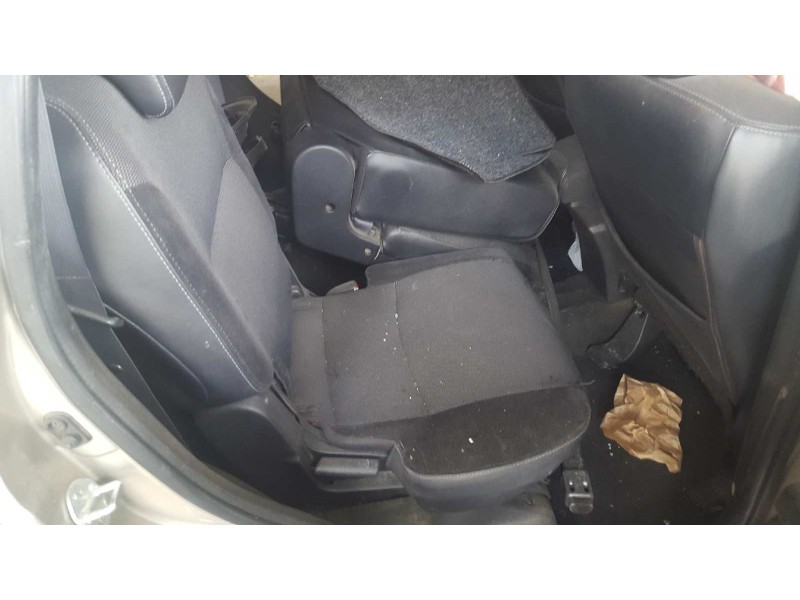 peugeot 4007 del año 2010