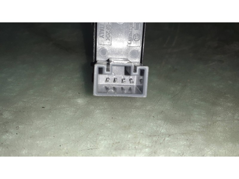 Recambio de mando elevalunas delantero derecho para seat ibiza (6j5) sport referencia OEM IAM 7L6959855B  