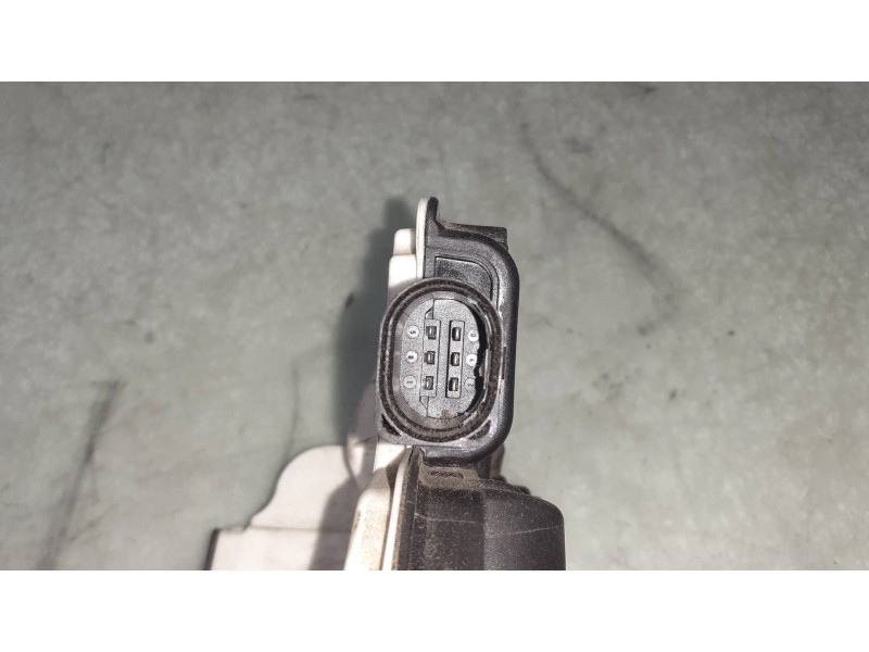 Recambio de cerradura puerta trasera derecha para seat ibiza (6j5) sport referencia OEM IAM 6J0839016A 3+3 NEGRO