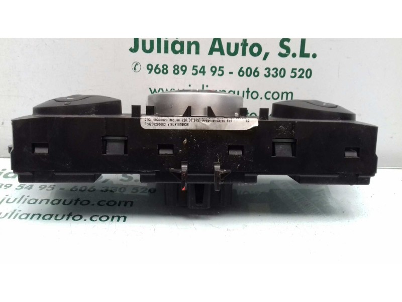 Recambio de mando climatizador para renault clio iii exception 2 referencia OEM IAM 8200296683  VALEO