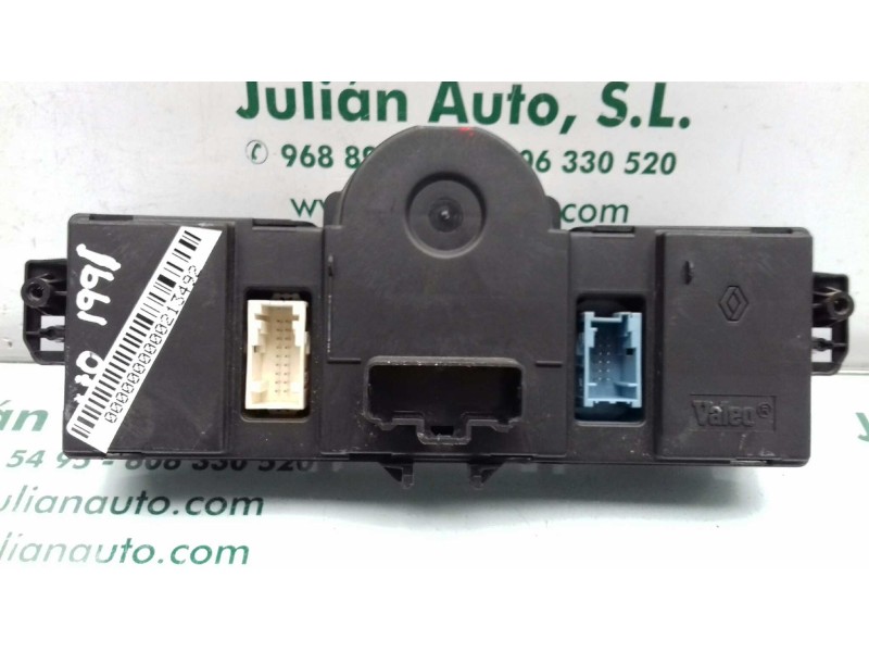 Recambio de mando climatizador para renault clio iii exception 2 referencia OEM IAM 8200296683  VALEO