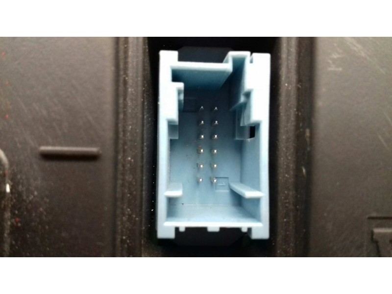 Recambio de mando climatizador para renault clio iii exception 2 referencia OEM IAM 8200296683  VALEO