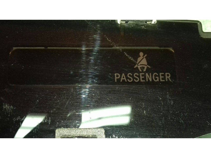 Recambio de pantalla multifuncion para toyota prius (nhw20) basis referencia OEM IAM 8395047010 5541047050 