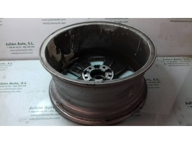 Recambio de llanta para peugeot 308 active referencia OEM IAM 9677989577 7JX16 CH5-44