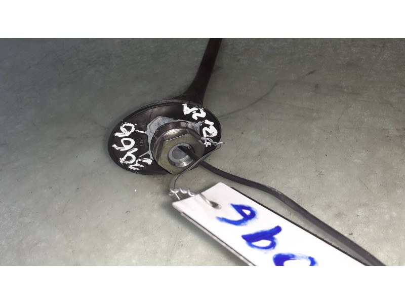 Recambio de antena para seat ibiza (6j5) sport referencia OEM IAM 6Q0035575A  