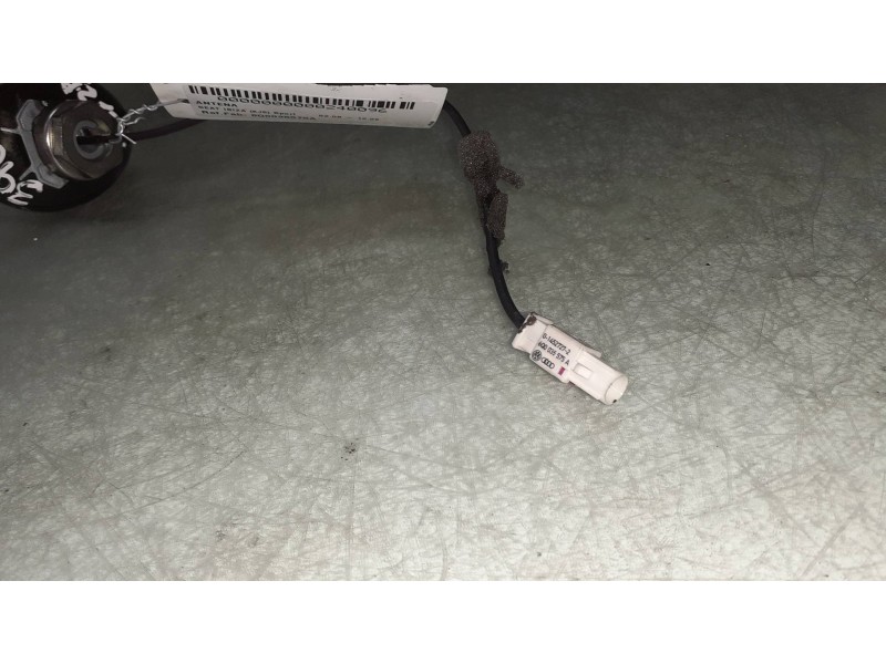 Recambio de antena para seat ibiza (6j5) sport referencia OEM IAM 6Q0035575A  