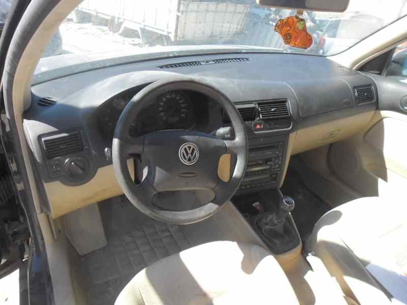 volkswagen golf iv berlina (1j1) del año 2002