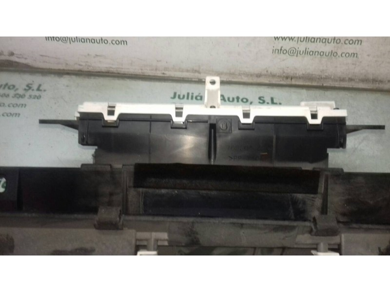 Recambio de cuadro instrumentos para toyota prius (nhw20) basis referencia OEM IAM 769204820 769204800 