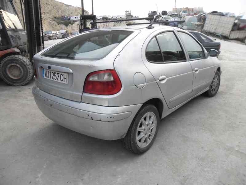 renault megane i classic (la0) del año 2000