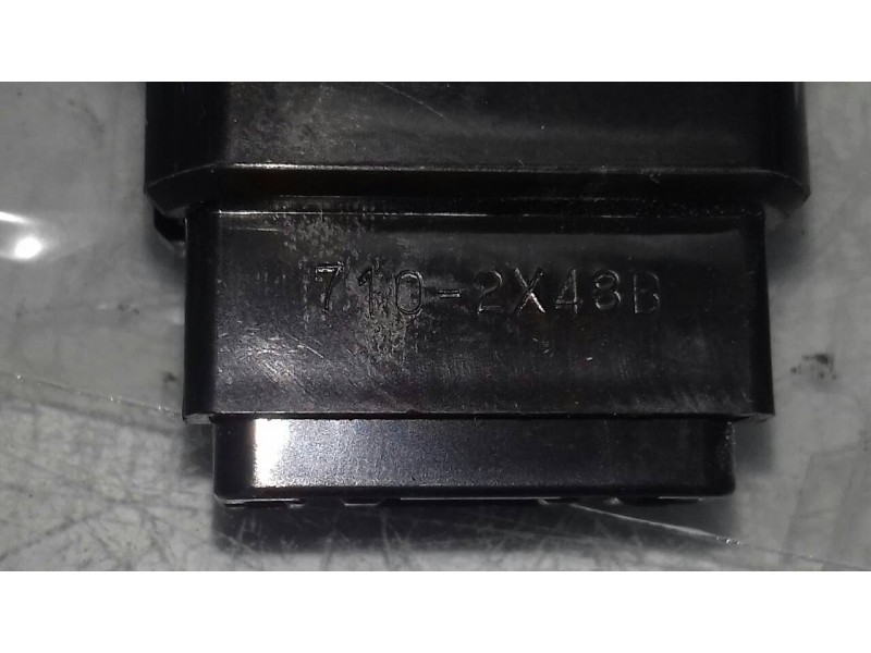 Recambio de conmutador de arranque para toyota prius (nhw20) basis referencia OEM IAM 15A7101 7102X488 8 PINES