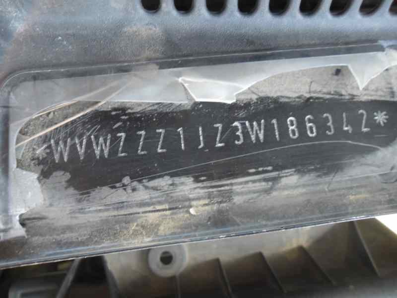 volkswagen golf iv berlina (1j1) del año 2002