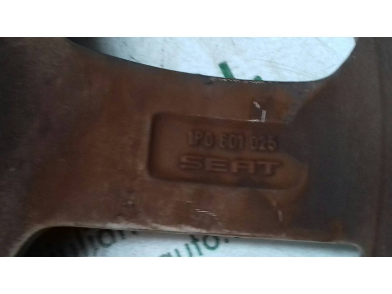 Recambio de llanta para seat leon (1p1) reference referencia OEM IAM 1P0601025 6.5JX16H2 ET 50
