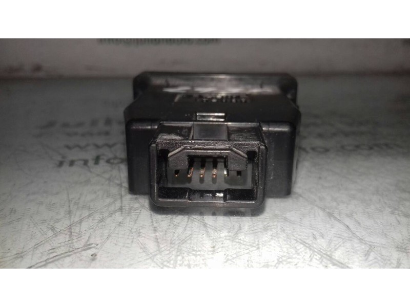 Recambio de interruptor para toyota prius (nhw20) basis referencia OEM IAM 15A685 6 PINES FRENO MANO