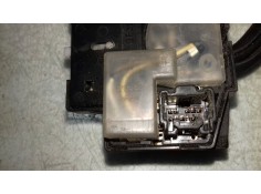 Recambio de mando intermitentes para mazda 3 berlina (bk) 1.6 crdt active referencia OEM IAM 17D682   2