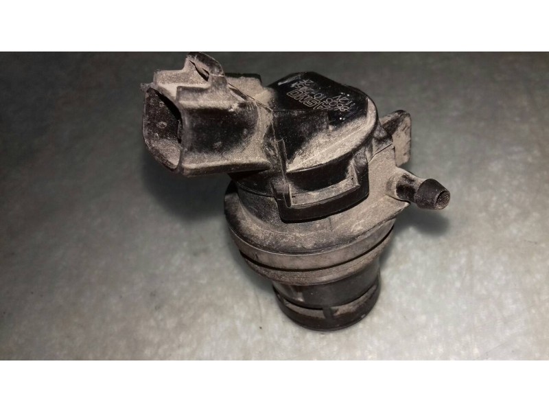 Recambio de bomba limpia para mazda 3 berlina (bk) 2.0 crdt sportive referencia OEM IAM 8603102451  