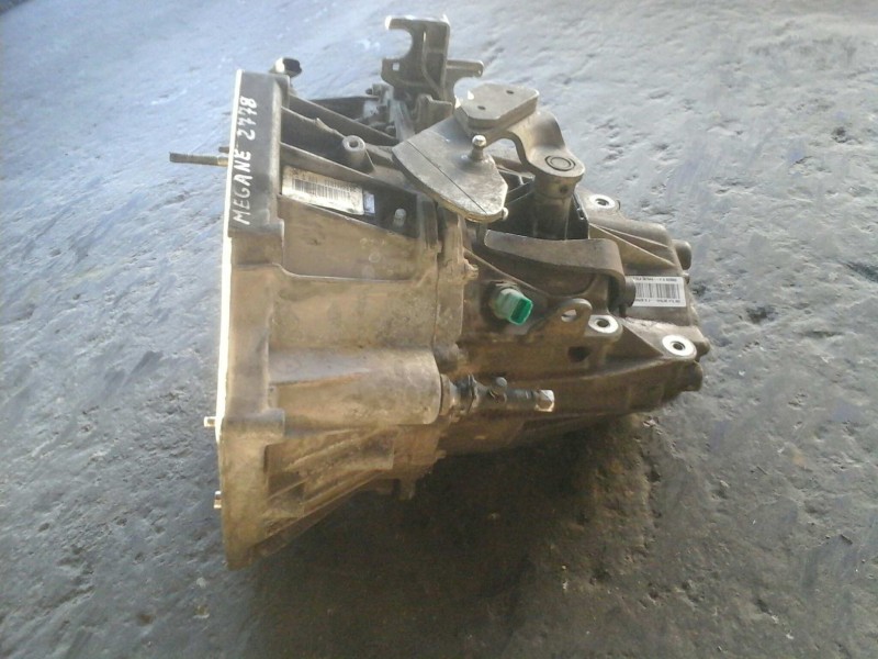 Recambio de caja cambios para renault megane ii classic berlina dynamique referencia OEM IAM TL4A001  6 VELOCIDADES
