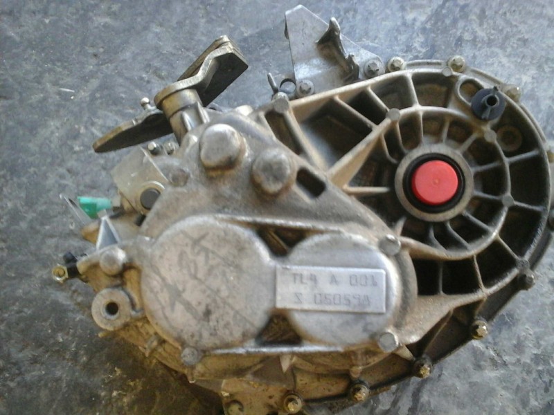 Recambio de caja cambios para renault megane ii classic berlina dynamique referencia OEM IAM TL4A001  6 VELOCIDADES